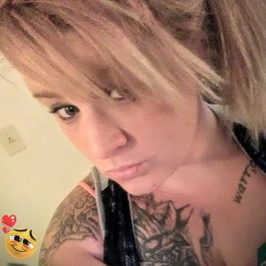 Meet your Posher, Ambur